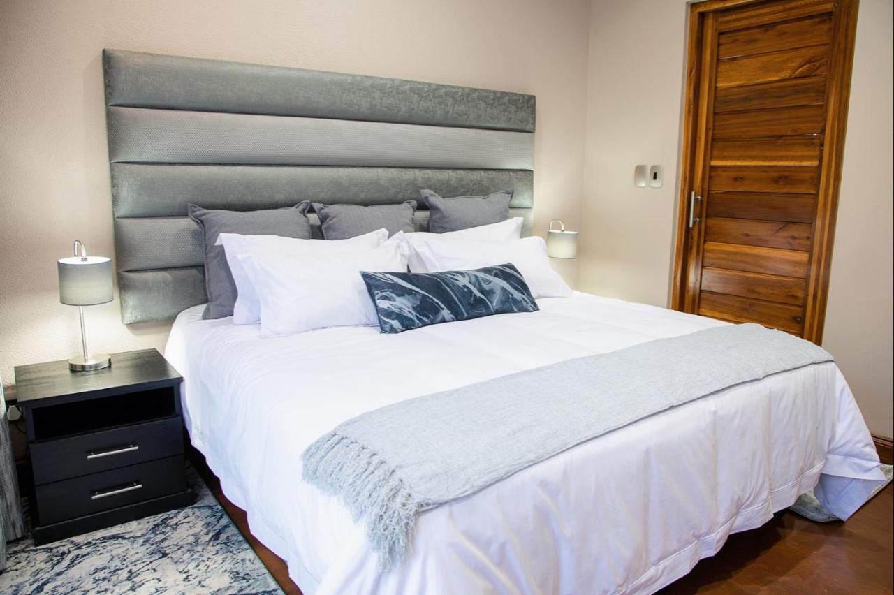 Schimper View Boutique Guest House หลุยส์ทริคาร์ดท์ ภายนอก รูปภาพ