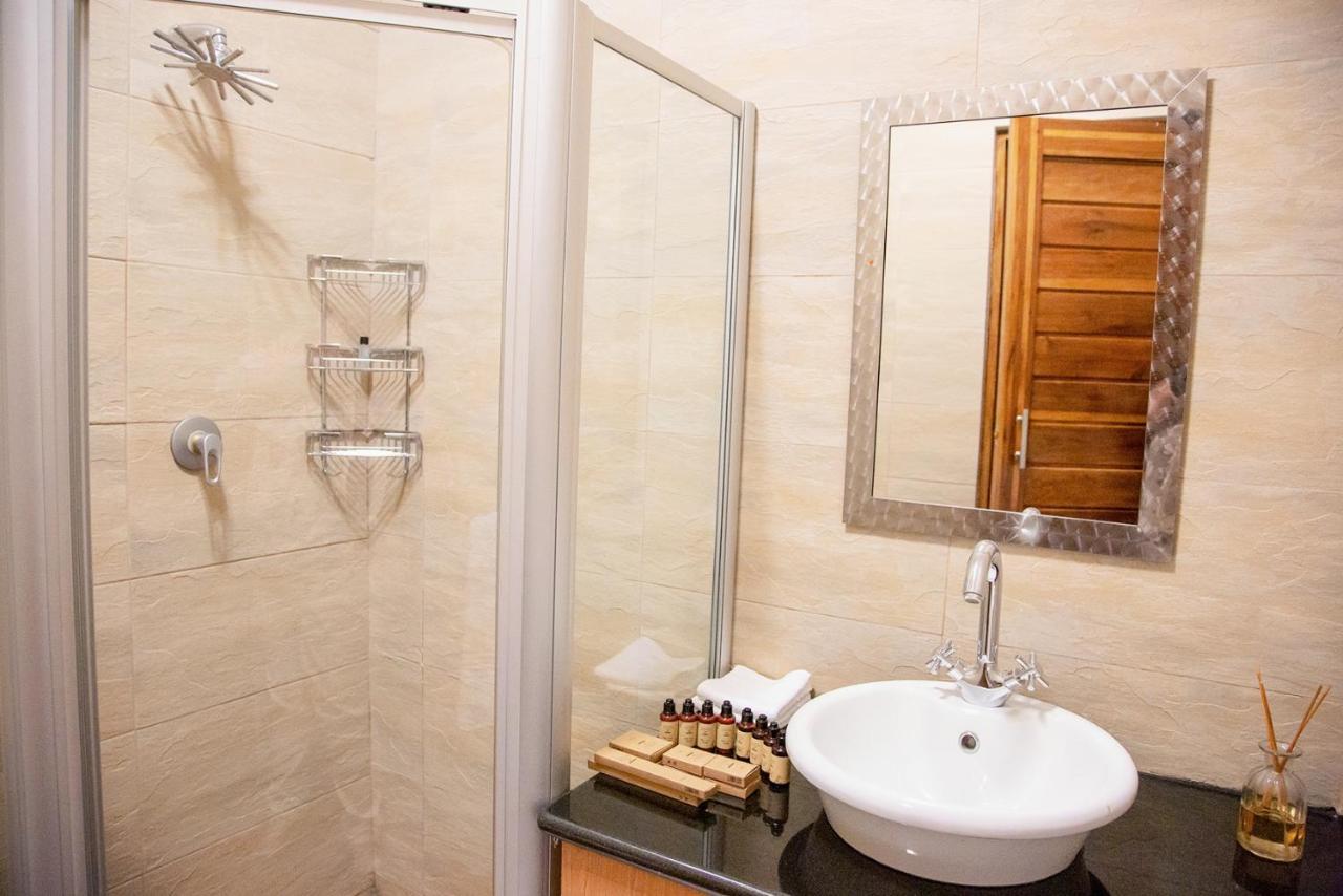 Schimper View Boutique Guest House หลุยส์ทริคาร์ดท์ ภายนอก รูปภาพ