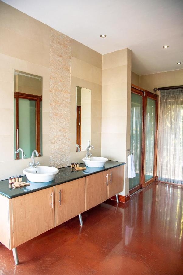 Schimper View Boutique Guest House หลุยส์ทริคาร์ดท์ ภายนอก รูปภาพ