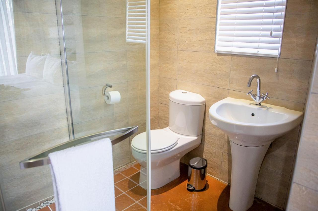 Schimper View Boutique Guest House หลุยส์ทริคาร์ดท์ ภายนอก รูปภาพ