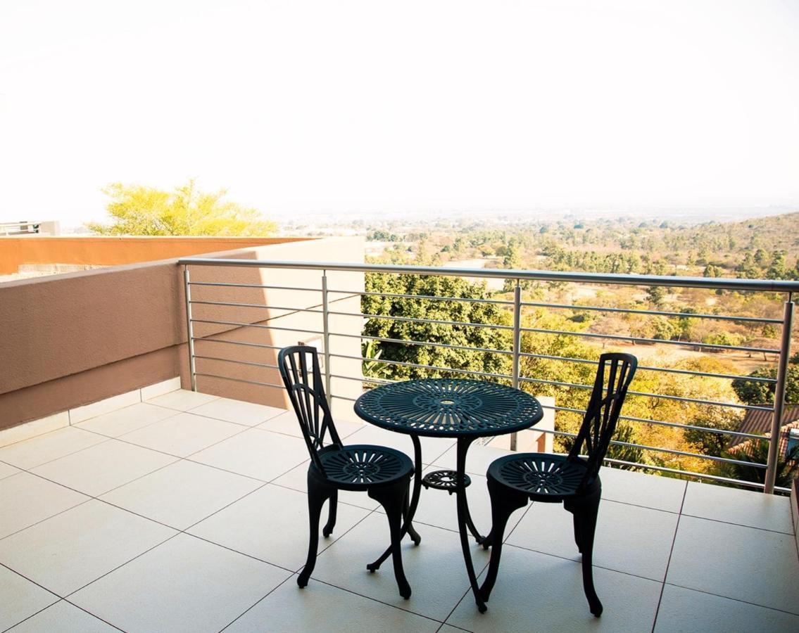 Schimper View Boutique Guest House หลุยส์ทริคาร์ดท์ ภายนอก รูปภาพ